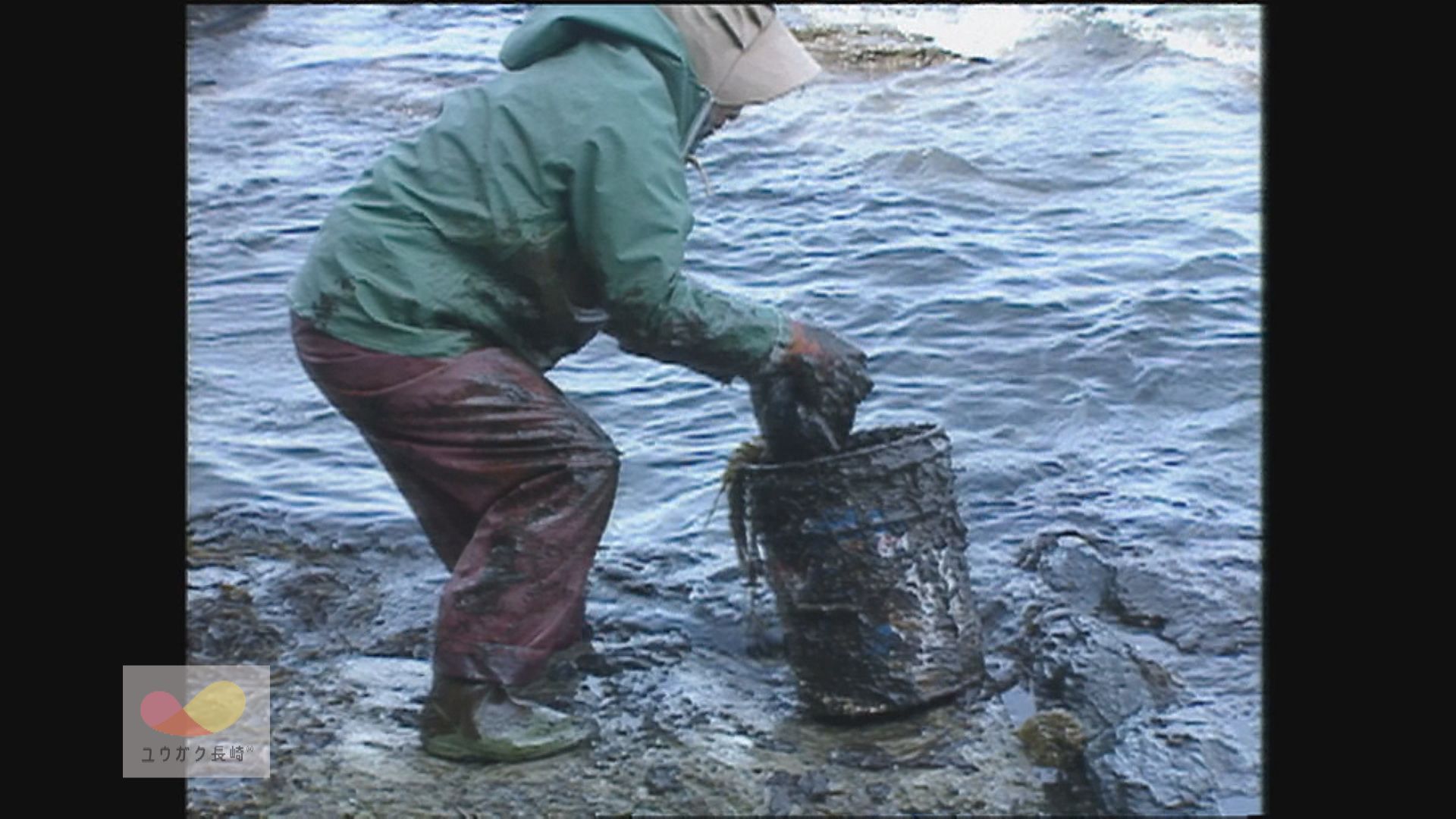 沈没タンカー重油流出～対馬北部へ大量漂着、深刻な漁業被害発生イメージ